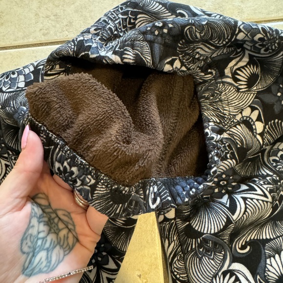 Just Cozy fuzzy fleece lining leggings - Picture 2 of 3